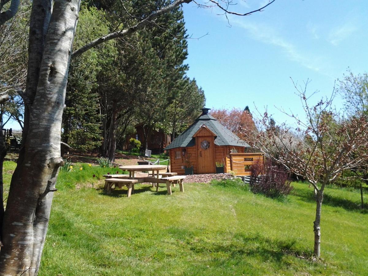 Tudor Lodge With Pool & Bbq Cabin Liskeard Εξωτερικό φωτογραφία