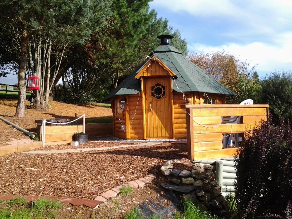 Tudor Lodge With Pool & Bbq Cabin Liskeard Εξωτερικό φωτογραφία